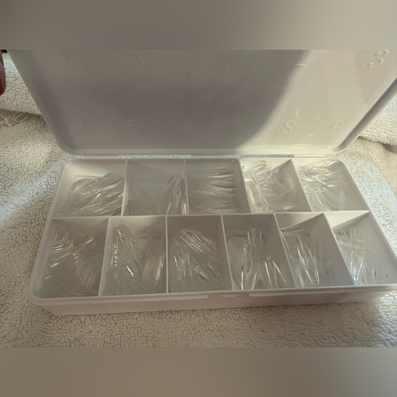 Kiara Sky- Gelly Tips- Medium Coffin 500 pieces, 10 sizes - Picture 8 of 9